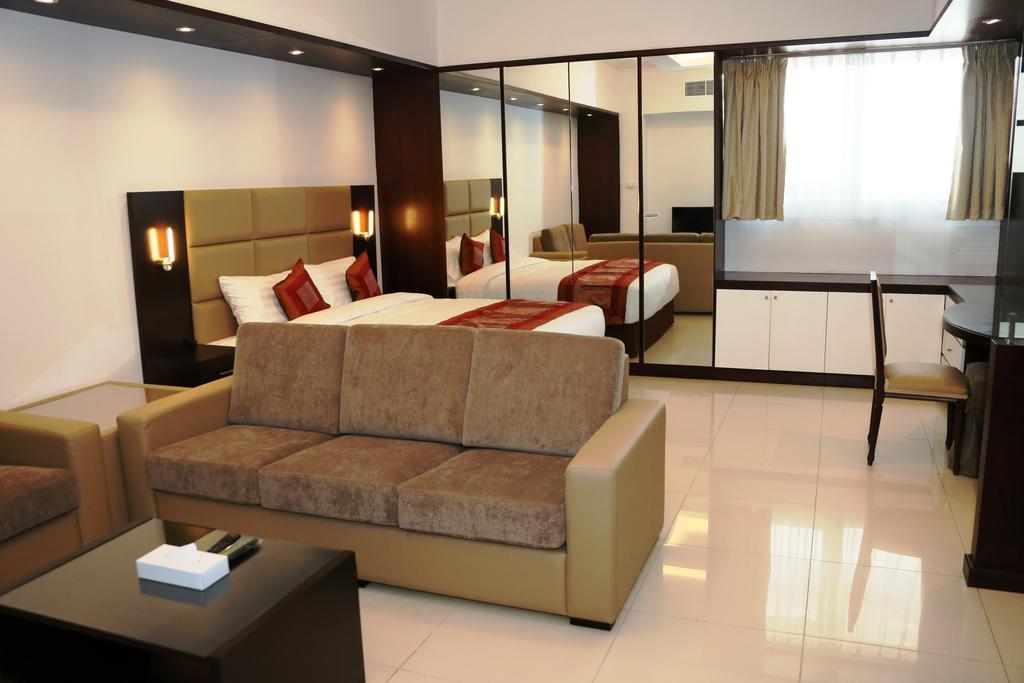 Al Faris 1 Hotel Apartments Dubai Exterior foto